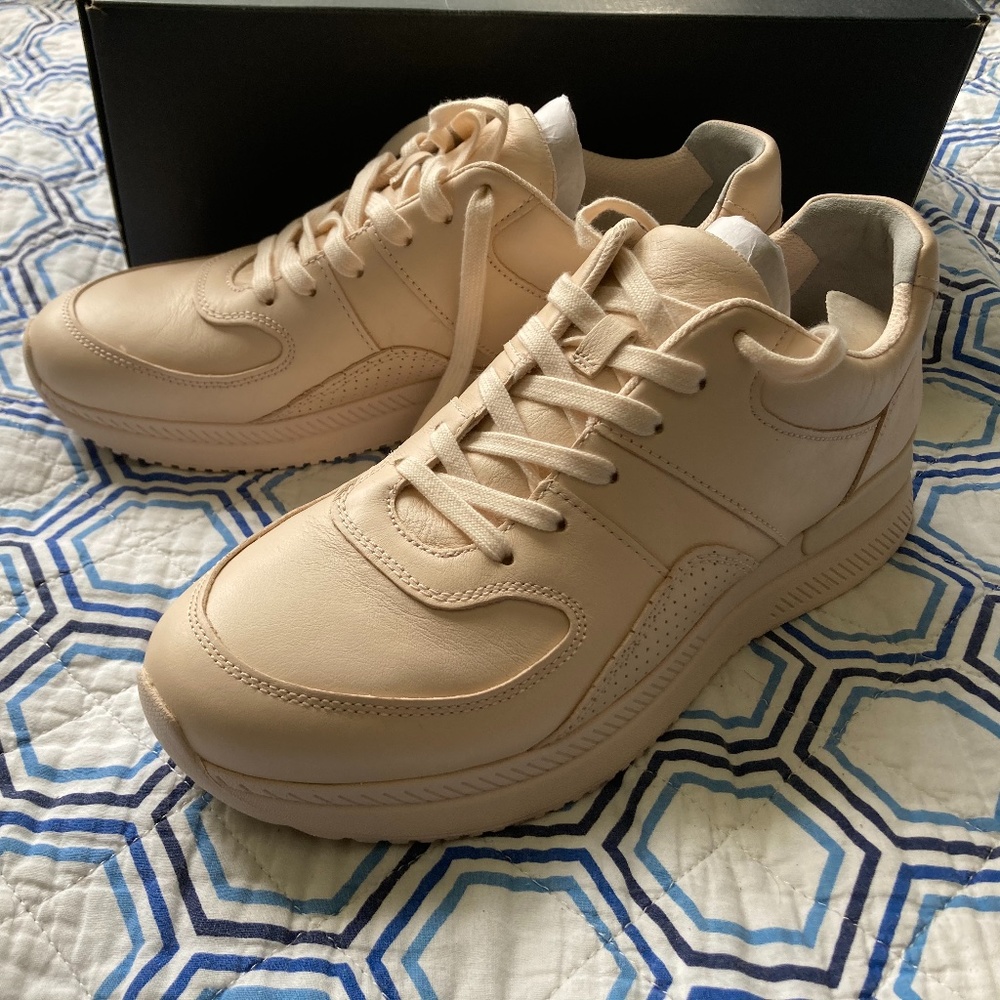 Everlane tread sneakers light pink (blush)